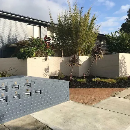 Hensman 5 - 1Brm Unit With Courtyard & Parking Apartment Perth Exterior photo